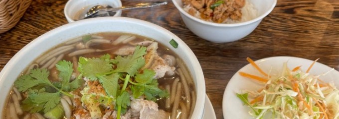 タイ料理 URAIWAN