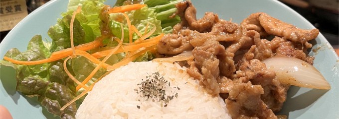 タイ料理&Bar アムアム