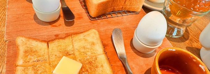 天然酵母の食パン専門店 つばめパン&Milk 杁ヶ池公園店