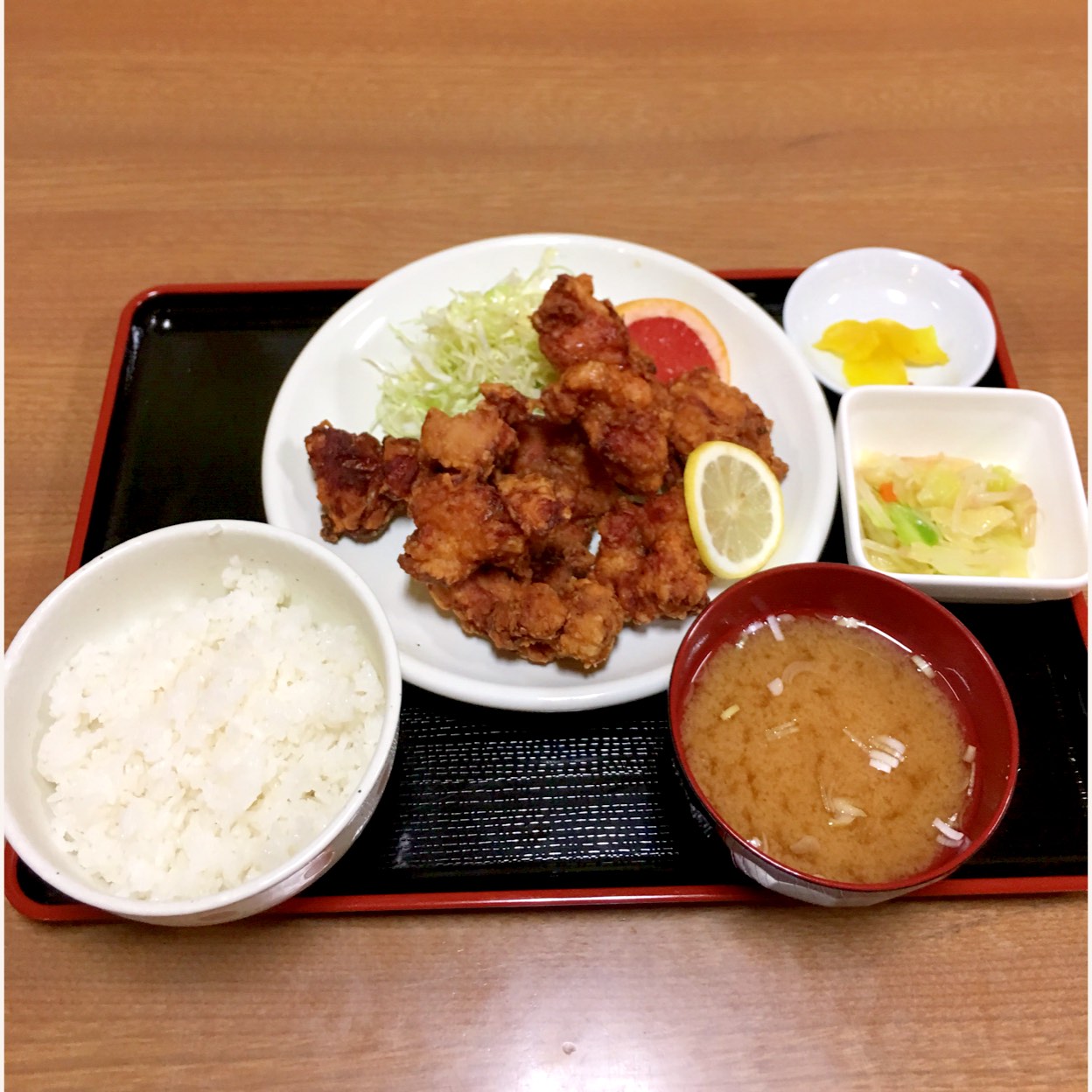 ひまわり亭 定食 食堂