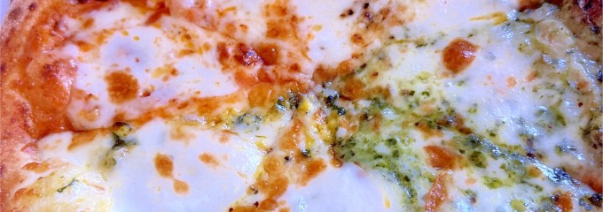 ナポリの窯・ストロベリーコーンズ 上杉店