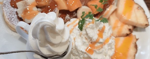 アロハカフェ パイナップル 宝塚店