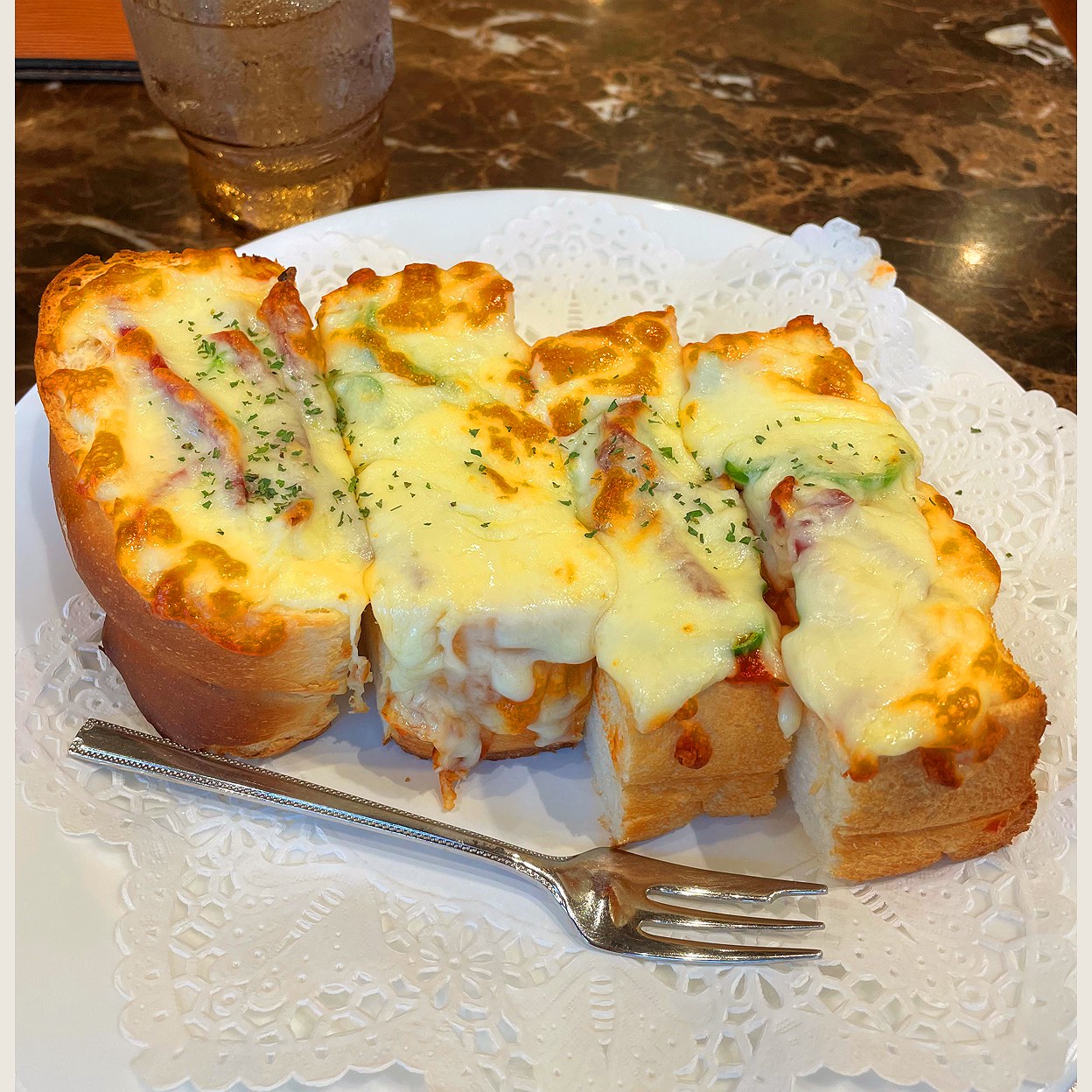 珈琲貴族エジンバラ(新宿三丁目/カフェ・スイーツ) | ホットペッパーグルメ