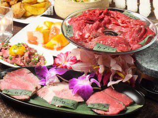 肉寿司の進化形！！焼肉寿司食べ飲み放題が始まっているらしい…