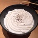 え?え?”白い”カレーうどん?!見た目が完全にホイップクリーム?! - ミイルまとめ|グルメと手料理のおすすめ情報サイト