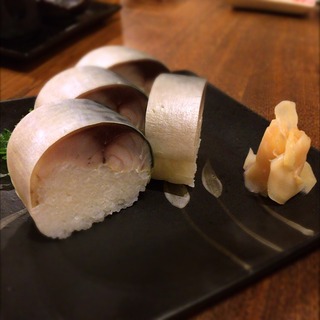 【お取寄せ可】大阪箱寿司の魅力に迫る！バッテラ・アナゴ・蒸し海老などネタの宝石箱～♪