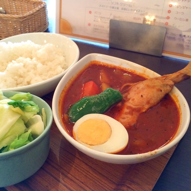 東京都内でおすすめの美味しいスープカレーの人気有名店選