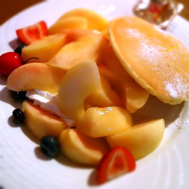 桃パフェ満開中 各地で旬の桃パフェ体験が続々報告 フォトジェニックすぎるおすすめ店ランキング Page 3 3ページ目