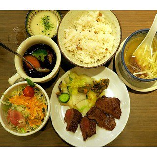 安くて美味しいひとりご飯 神戸 三ノ宮の定食 食堂おすすめ人気ランキング